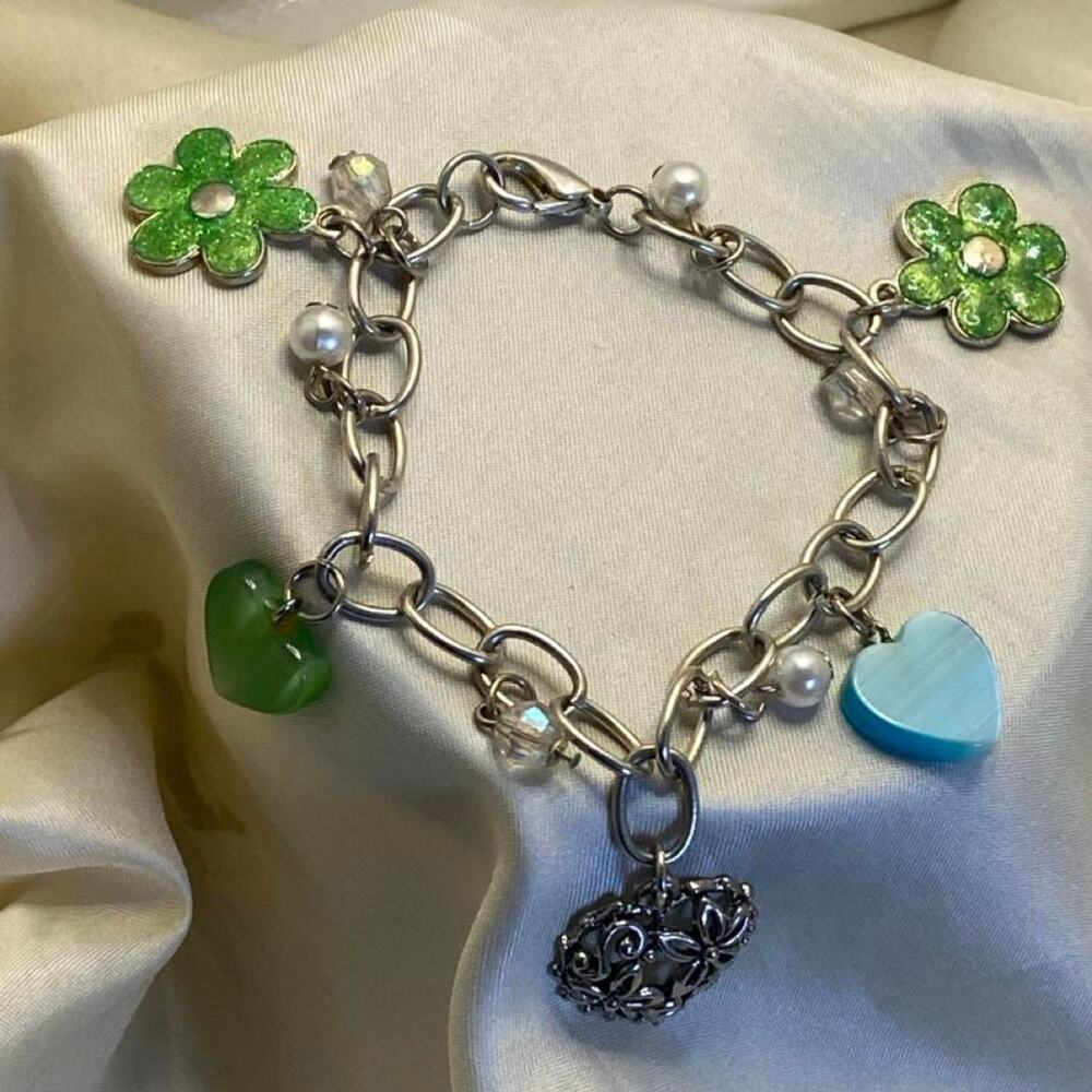 Vintage Silver Tone Floral Heart Charm Bracelet Green Blue Flowers Pearls